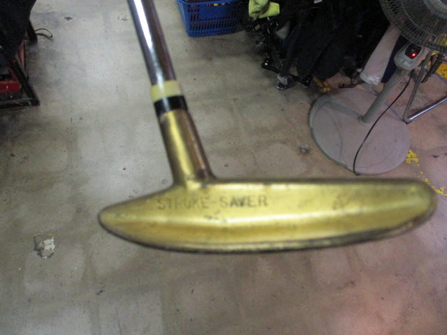 Load image into Gallery viewer, Used Stroke Saver RH Putter 34&quot;

