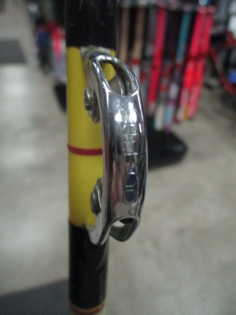 Load image into Gallery viewer, Used Masterflex Md 7766 W 6.5' Rod With PENN Senator 114HL Reel
