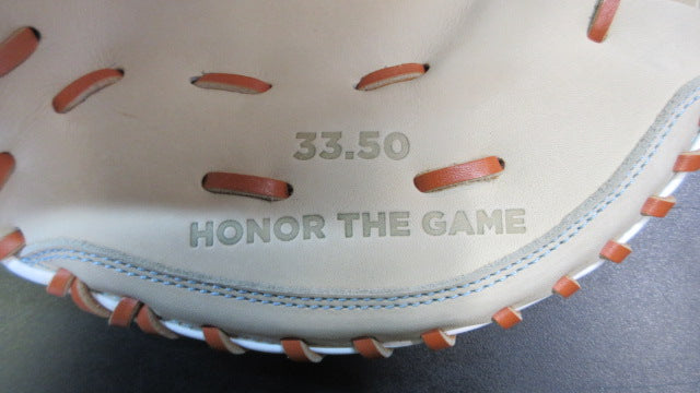 Load image into Gallery viewer, Used Marucci Acadia Fastpitch M Type H-Web 33.50&quot; Catchers Mitt - RHT

