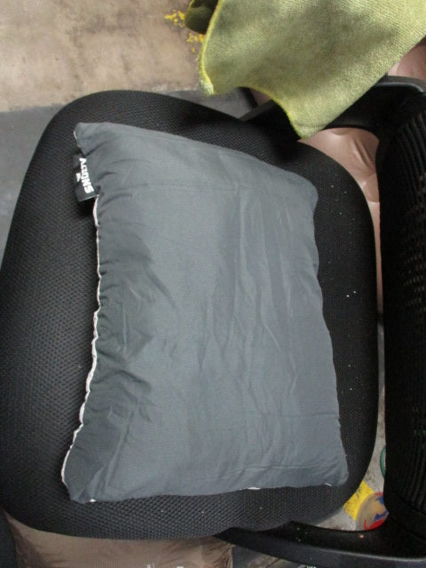 Load image into Gallery viewer, Used Wie Owl The Snoozy Camping Pillow
