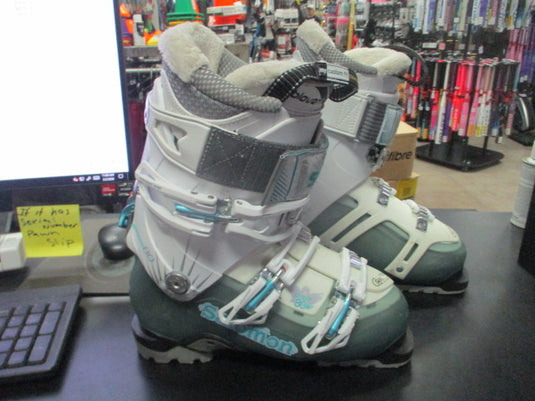 Used Salomon Energyzer 80 Ski Boots Size 24 (6)