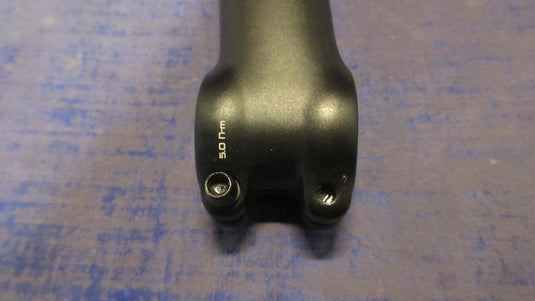 Used Specialized 1-1/8"  31.8mm Clamp x 110mm x 7º Threadless Stem