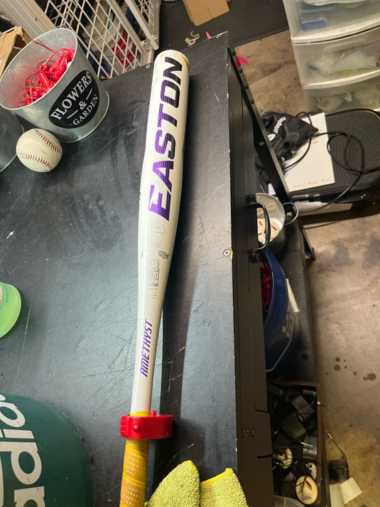 USED DROP 11 EASTON AMETHYST SOFTBALL BAT