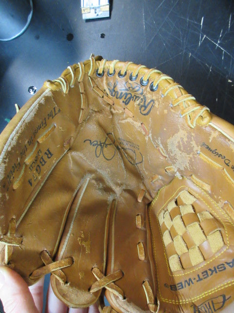 Load image into Gallery viewer, Used Rawlings Derek Jeter RBG74 12" Glove - RHT

