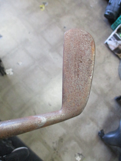 Load image into Gallery viewer, Vintage Wood Shaft Putter
