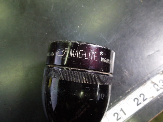 Load image into Gallery viewer, Used Maglite 12" Flashlight
