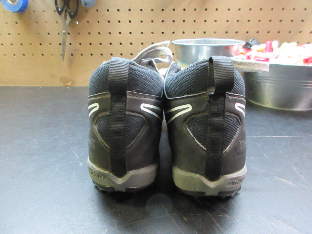 Load image into Gallery viewer, Used Nike Alpha Menace 3 Shark Football Cleats - Size Youth 5

