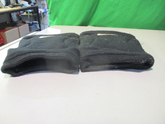Used Nike Size M/L Volleyball Knee Pads