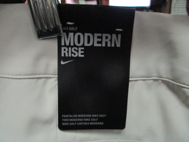 Load image into Gallery viewer, Nike Modern Rise Tour Performance Size 8 Women's Golf Shorts
