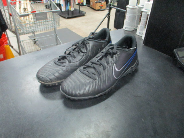 Load image into Gallery viewer, Used Nike Legend 10 pro turf tiempo low in black and blue size 7.5
