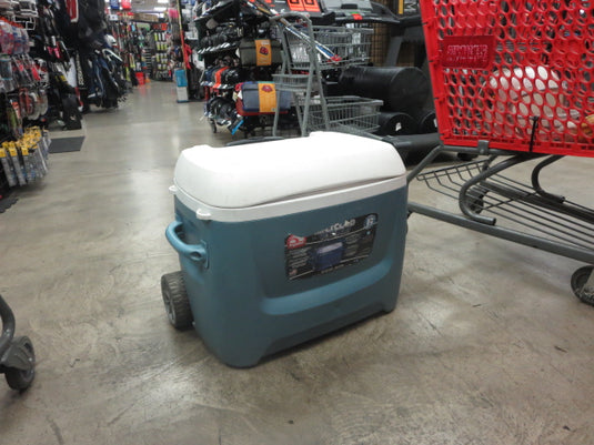 Used Igloo Rolling 58L Ice Chest with Extending Handle