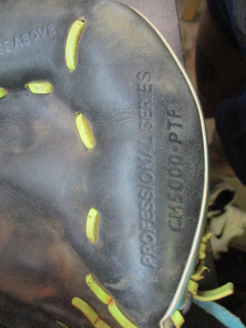 Load image into Gallery viewer, Used All-Star S7 Elite 11" Catchers Mitt Pro Travel Fit
