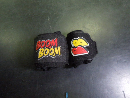 Used Boom Boom Combat Sport Wrist Wraps in Black