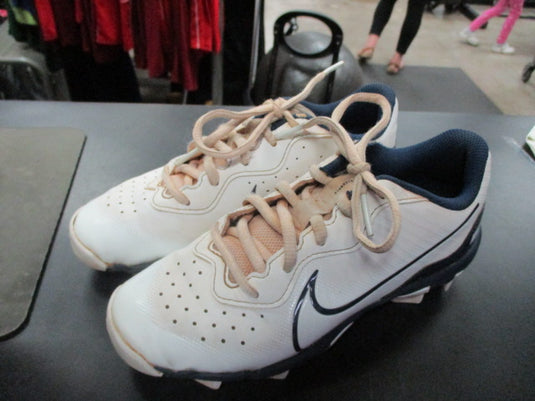 Used Nike Diamond Cleats Size 3.5
