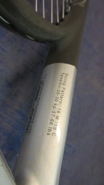 Load image into Gallery viewer, Used Head Titanium Ti.S6 27.5&quot; Tennis Racquet
