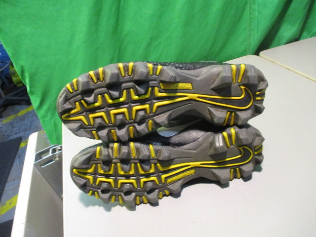 Load image into Gallery viewer, Used Nike Force Savage Size Youth 2 Football Cleats
