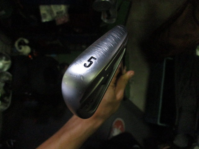 Load image into Gallery viewer, Used Callaway Apex CF6 Forged Right Hand 5 Iron
