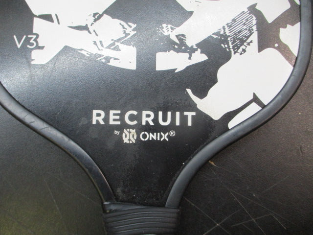 Load image into Gallery viewer, Used Recruit by ONIX Pickleball V3 Paddle
