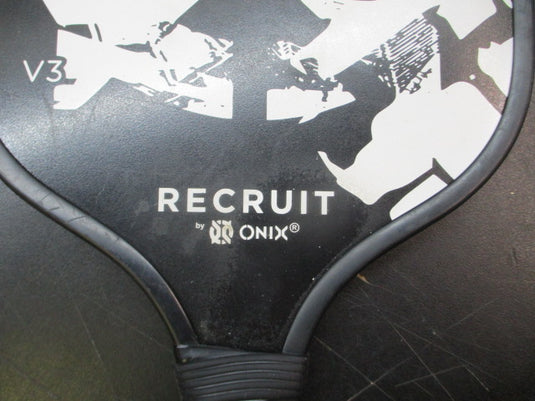 Used Recruit by ONIX Pickleball V3 Paddle