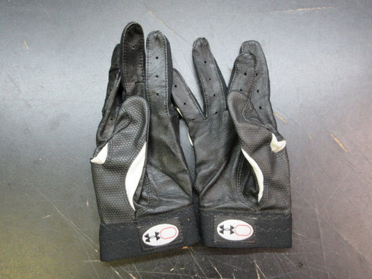 Used Under Armour Batting Gloves - Size Youth Medium