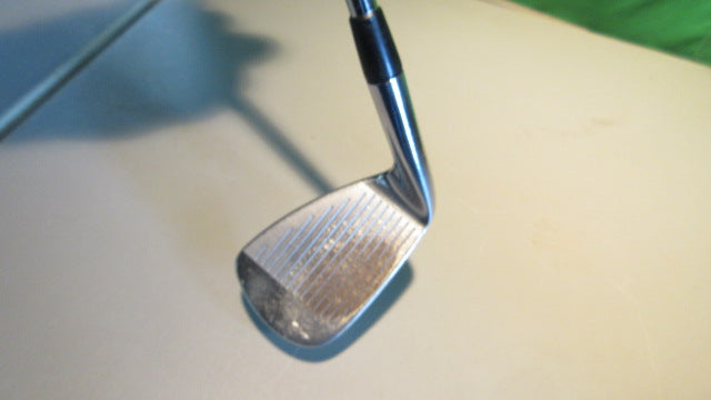 Load image into Gallery viewer, Used Titleist 695 CB Forged 9 Iron RH
