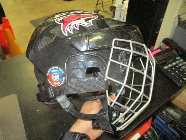 Load image into Gallery viewer, Used CCM Fitlite 40 black hockey helmet with matching face cage
