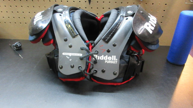 Load image into Gallery viewer, Used Riddell Pursuit Football Shoulder Pads - Size XS (10&quot;-11&quot;)
