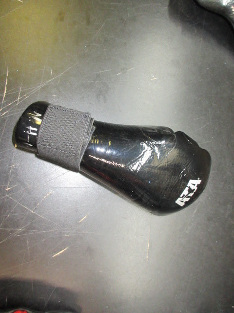 Load image into Gallery viewer, Used Century Sparring Glove - Size Large *Tearing*
