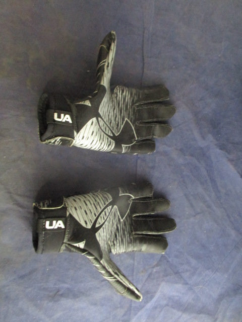 Used Under Armour F7 Football Receiver Gloves Youth Size OSFM