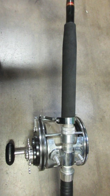 Load image into Gallery viewer, Used Penn Senator Deep Sea Fishing 6&#39;6&quot; Fishing Pole &amp; Reel
