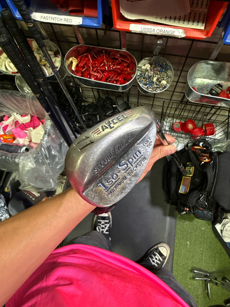 Load image into Gallery viewer, Used Accel Iso Spin Second Wedge Max Back Spin 56º Right Hand Wedge
