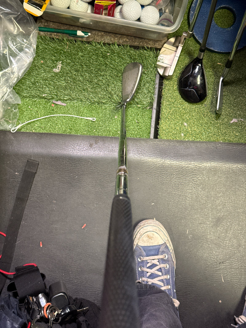Load image into Gallery viewer, Used Titleist AP1 Dual Cavity Tungsten Nickel Core 6pc Right Hand Iron Set
