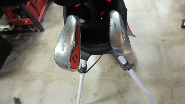 Load image into Gallery viewer, Used Wilson Profile JGI Junior 3-Piece Set Driver, Wedge, Short Iron W/ Bag - RH
