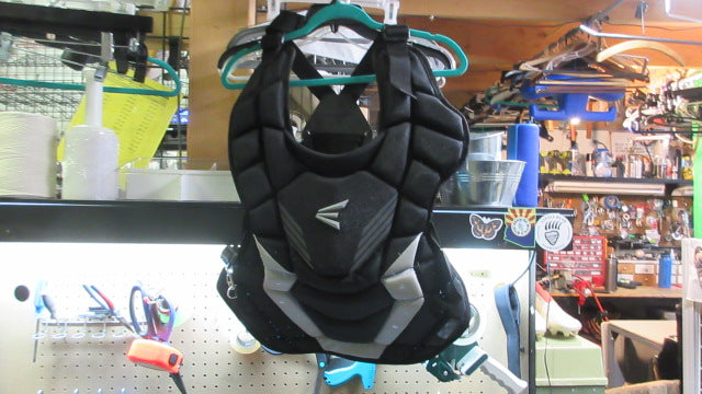Load image into Gallery viewer, Used Easton Catchers Chest Protector - Adult 15+
