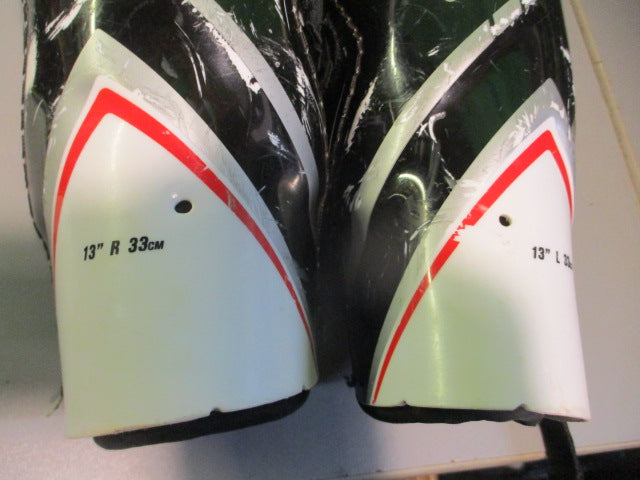 Load image into Gallery viewer, Used Easton Synergy 33Cm Hockey Shin Guards
