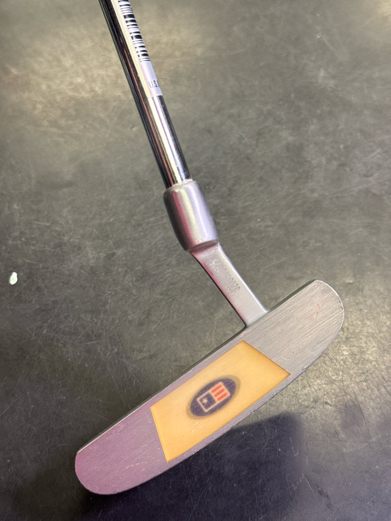 Load image into Gallery viewer, Used U.S. Kids Longleaf 22" Junior Putter
