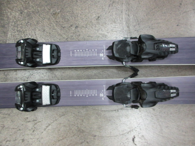 Load image into Gallery viewer, Used Blizzard Brahama 88 All Mountain Skis
