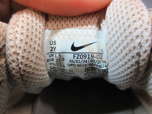 Used Nike Girls Hyperdiamond 4 Keystone Molded Softball Cleats - Size Youth 2