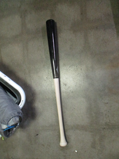 Used Old Hickory 34" Pro Maple JB5 Signed Wood Bat