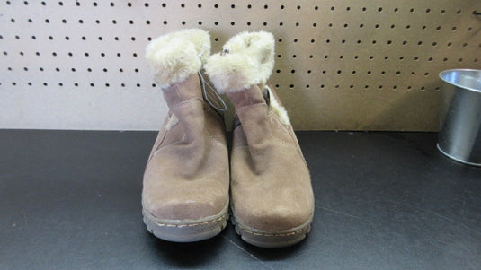 Used St. John's Bay Winter Boots - Size 10
