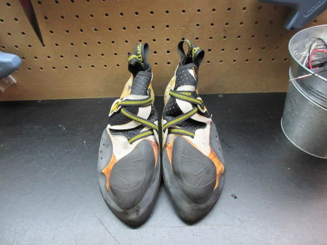 Load image into Gallery viewer, Used La Sportiva Vibram Xs Grip 2 Climbing Shoes - Size 11.5
