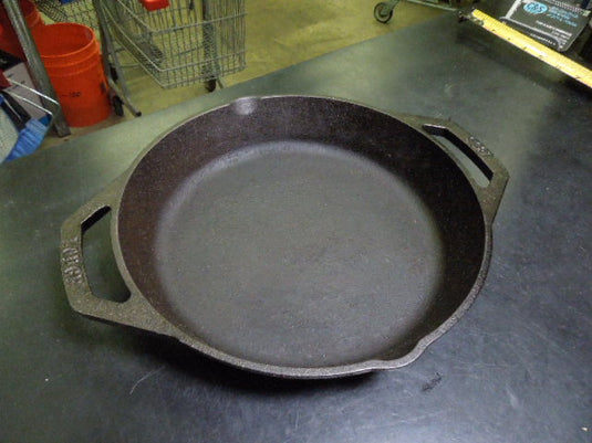 Used Lodge 8" Cast Iron Dual Handle Pan