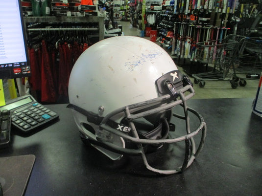 Used Xenith X2E Youth Football Helmet Size Large Initial Szn 2020