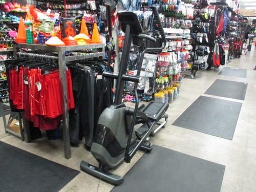 Used Horizon Evolve 5 Feather Light Folding Elliptical