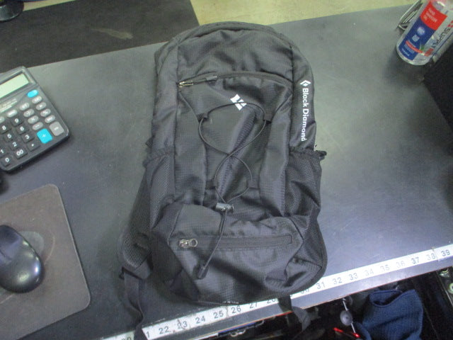 Load image into Gallery viewer, Used Black Diamond Magnum Lite 16L Trail Backpack
