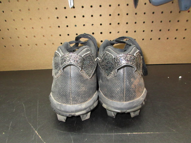 Load image into Gallery viewer, Used Adidas Kids' Freak Spark Mid Football Cleats - Size 6
