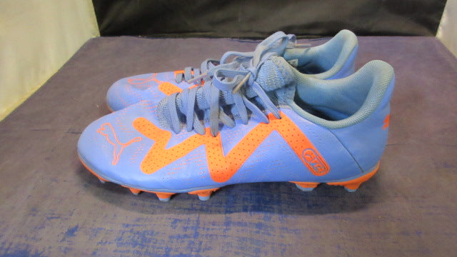 Load image into Gallery viewer, Used Puma Future Play Soccer Cleats Youth Size 3

