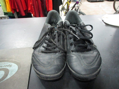 Used Nike Tiempo Size Youth 5 Cleats