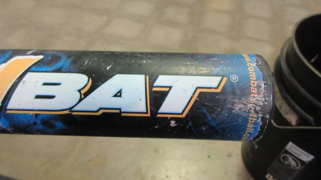 Load image into Gallery viewer, Used Combat Anti-Virus 34" (-6) Composite Slowpitch Bat
