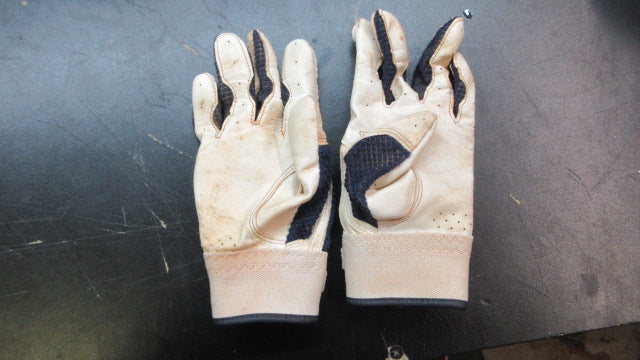Load image into Gallery viewer, Used Marucci Code Batting Gloves - Size Youth Small
